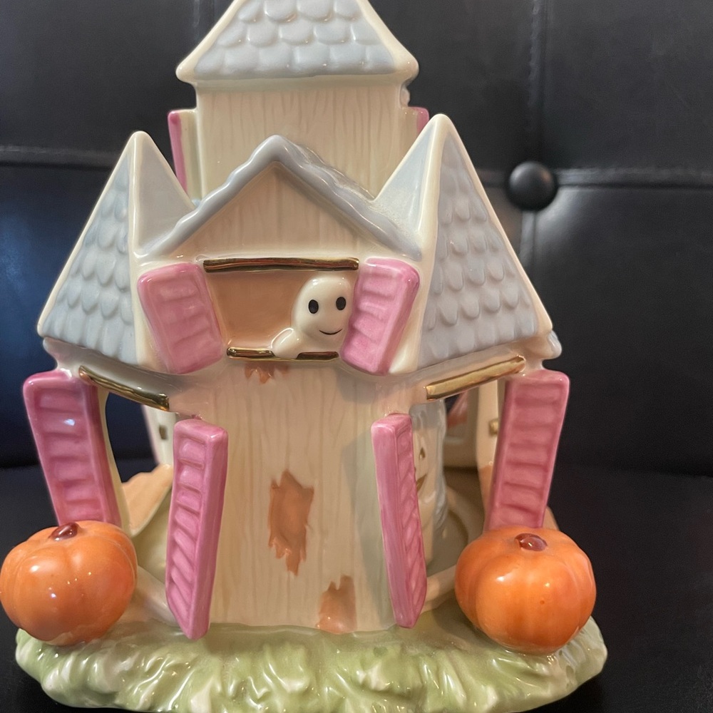 Lenox Haunted House Halloween Music Box 7 1/2" - Picture 3 of 6